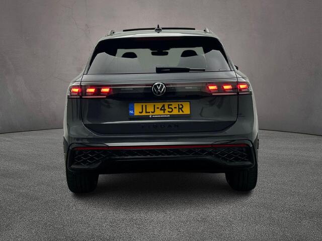 Volkswagen TIGUAN R-Line Edition 1.5 TSI eHybrid 272pk DSG Automaat Trekhaak, Panoramadak, Navigatie, Black style, Achteruitrijcamera, Elektrische achterklep