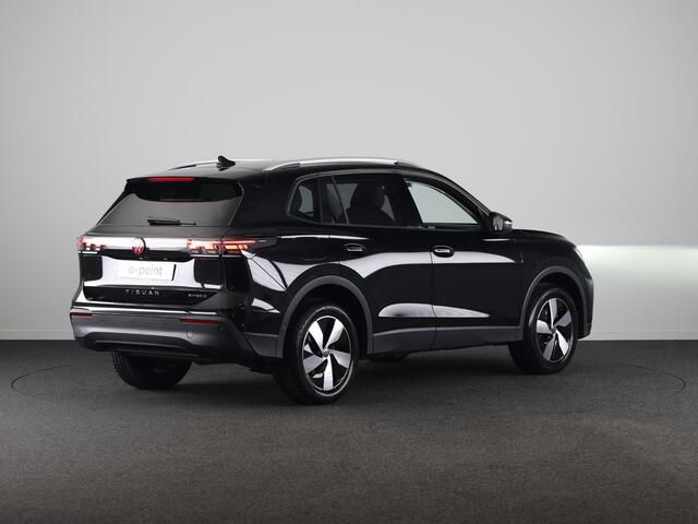 Volkswagen TIGUAN 1.5 eHybrid Life 204 PK | Navigatie | Wegklapbare trekhaak | Verlengde garantie