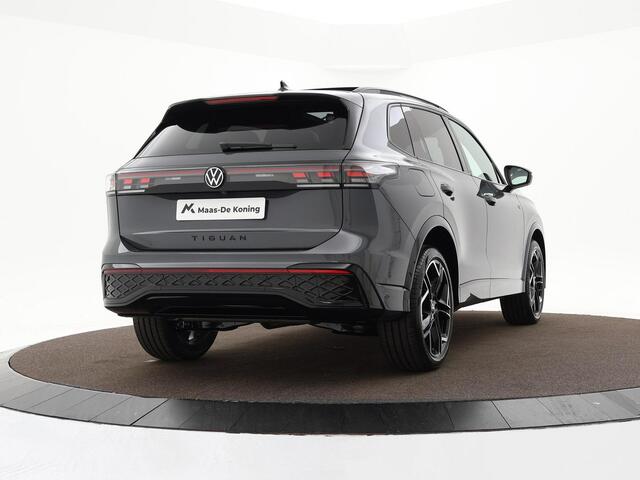 Volkswagen TIGUAN R-Line Edition 1.5 eHybrid 204 PK 6 versn. DSG · Achteruitrijcamera · Draadloze telefoonverbinding · Black Style Pakket · Panoramaschuif-kanteldak ·
