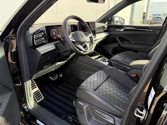 Volkswagen TIGUAN 1.5 eHybrid R-Line Edition PANO | TREKHAAK | DCC