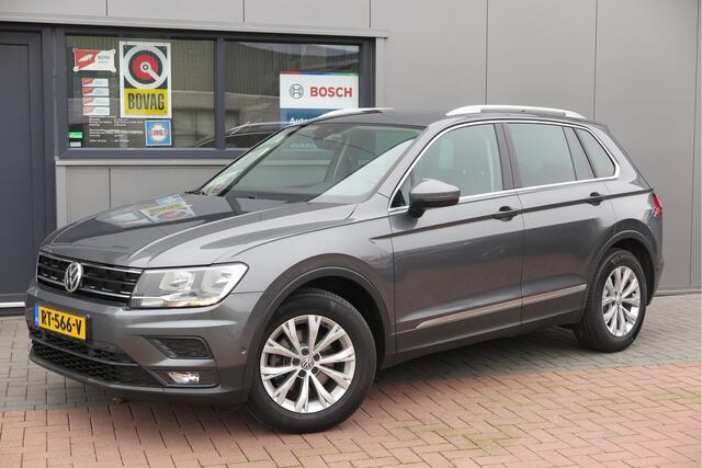 Volkswagen TIGUAN 1.4 TSI 125pk Comfortline 6 versn. , Camera , Trekhaak , Navi, Carplay. Stuurwiel multifunctioneel, Adaptive cruise, Buitenspiegels inklapbaar,Parkeerhulp. .