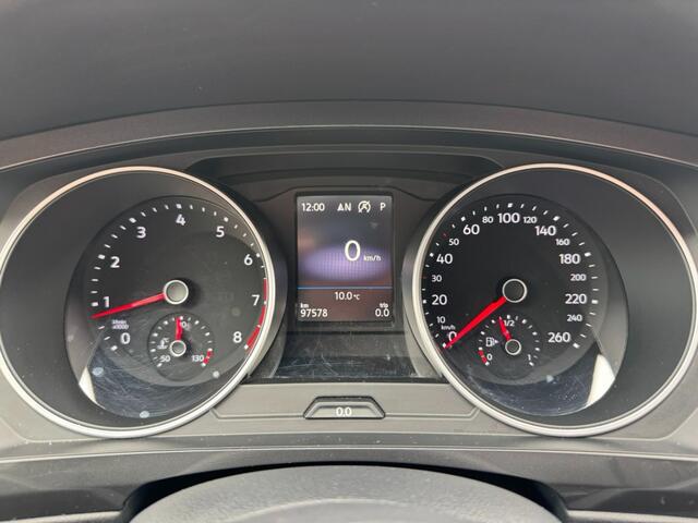 Volkswagen TIGUAN 1.4TSI 150PK DSG Highline Full-Led ACC Camera Navi Trekhaak