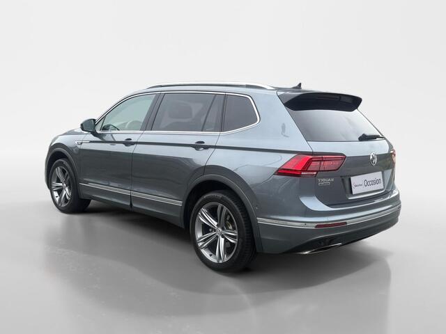 Volkswagen TIGUAN Allspace 1.5 TSI Highline Business R 7p. | Automaat | Schuif-Kantel Dak | Digital Dashboard | Camera | Stoelverwarming | Climate Control | Cruise Control | Apple Carplay/Android Auto | DAB | Navigatie | Parkeersensoren