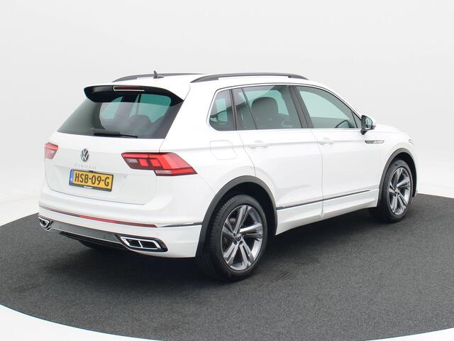 Volkswagen TIGUAN 1.5 TSi 150 Pk Automaat R-Line | Adaptive Cruise | Climate Control | Navigatie | Camera | Carplay | 19 Inch | 17.821 Km!!