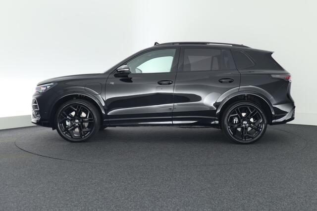 Volkswagen TIGUAN 1.5 272pk eHybrid R-Line Edition Black Style Trekhaak 360Camera Keyless Massage Virtual Cockpit Panoramadak Navigatie
