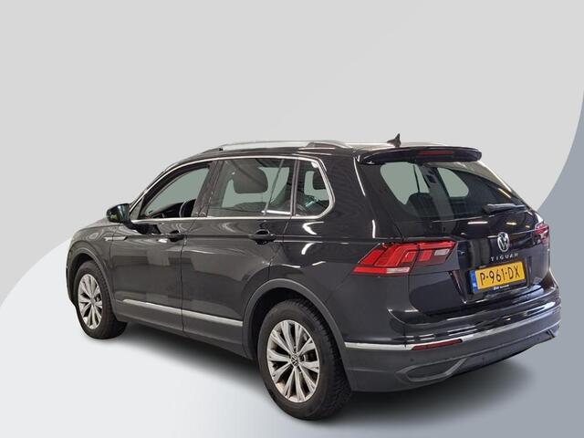 Volkswagen TIGUAN 1.5 TSI Life Business | 96500 km | Trekhaak | Navigatie. | VERWACHT!