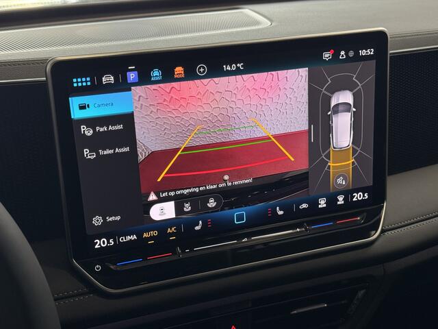 Volkswagen TIGUAN 1.5 eTSI 150PK DSG ? NIEUWE AUTO? TREKHAAK IQ.LED CARPLAY NAVI ELEK.KLEP STOEL/STUUR VERW LED 10/2025 BENZINE ?Top Auto's Wijchen , 30 Jaar Specialist in Volkswagen : Alle Type's : R-Line Edition / Style / First Edition / Highline / Life , Zowel PHEV / H