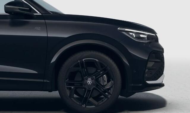 Volkswagen TIGUAN 1.5 eHybrid 272PK DSG R-Line Edition / Fabrieksgarantoe tot 27-01 2030 / Trekhaak / Panoramadak / Harman Kardon / 20'' LMV / VW