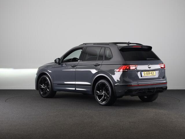 Volkswagen TIGUAN 1.4 TSI eHybrid R-Line Business+ 245 pk Automaat (DSG) | Verlengde garantie | Navigatie | Panoramadak | Trekhaak (afneembaar) | Parkeersensoren (Park assist) | Achteruitrijcamera | Stoelverwarming |