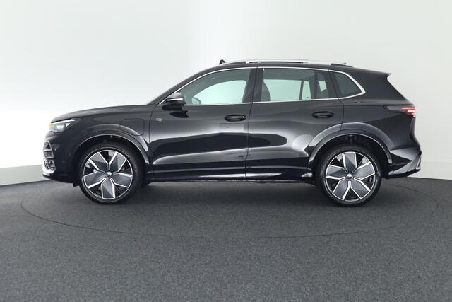 Volkswagen TIGUAN 1.5 272pk eHybrid R-Line Edition Trekhaak Camera Panoramadak Keyless Carplay