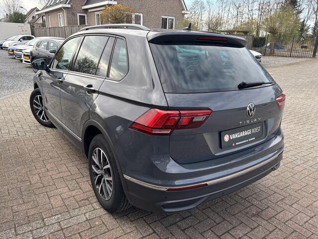 Volkswagen TIGUAN 1.5 eHybrid PHEV Automaat Life Edition Carplay / Full LED / Digi-dash