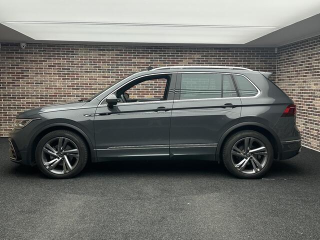 Volkswagen TIGUAN 1.5 TSI R-Line Business+ Panorama IQ Trekhaak Sfeer Virtual