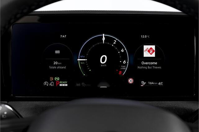 Volkswagen TIGUAN 1.5 eHybrid 272 PK R-Line | Black Style | Elek. Trekhaak | S/K-panodak | Adapt. Cruise | Stoel-+stuurverw. | Elek. Klep | Camera | PDC | App. Connect | LM 20" | 7936