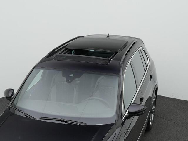 Volkswagen TIGUAN 1.4 TSI eHybrid 245 pk DSG R-Line Business | Panoramadak | Standkachel | LED koplampen | Achteruitrij camera | Adaptive Cruise