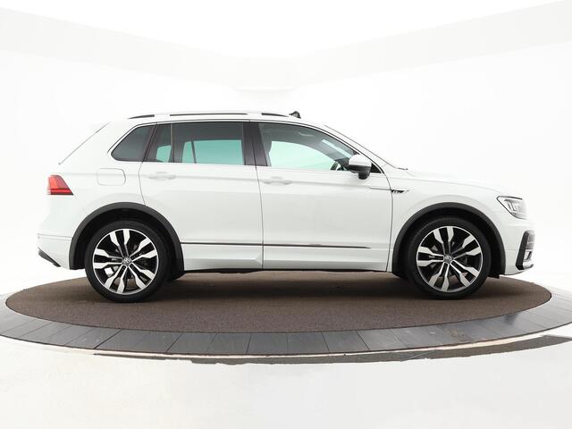 Volkswagen TIGUAN 1.5 TSI 150PK DSG Highline Business R-line · Panoramadak · Trekhaak · 20 inch Suzuka velgen · Stoelverwarming · Apple/Android Carplay ·