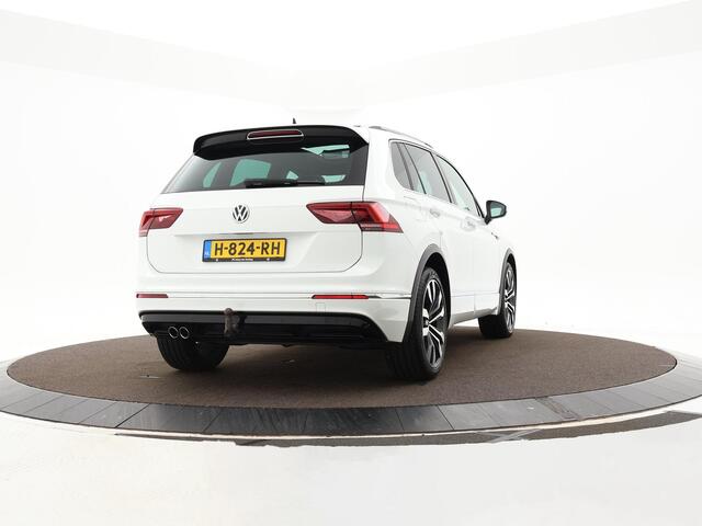 Volkswagen TIGUAN 1.5 TSI 150PK DSG Highline Business R-line · Panoramadak · Trekhaak · 20 inch Suzuka velgen · Stoelverwarming · Apple/Android Carplay ·