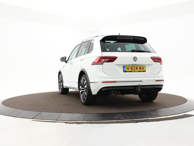 Volkswagen TIGUAN 1.5 TSI 150PK DSG Highline Business R-line · Panoramadak · Trekhaak · 20 inch Suzuka velgen · Stoelverwarming · Apple/Android Carplay ·