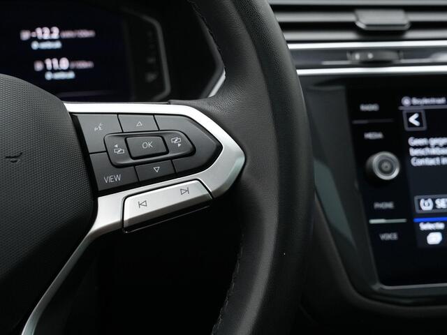 Volkswagen TIGUAN 1.4 TSI eHybrid 245 pk Elegance | Panoramadak | IQ Light | Achteruitrijcamera | Navigatie | Side Assist | Adaptive Cruise