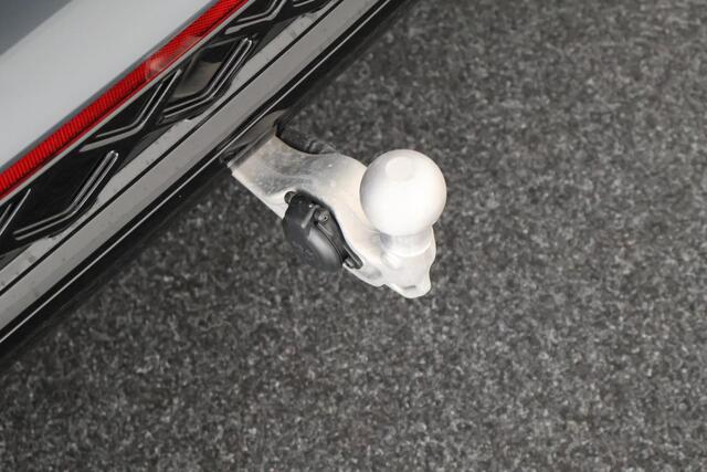 Volkswagen TIGUAN 1.5 272pk eHybrid R-Line Edition Black Style Trekhaak 360Camera Keyless Massage Virtual Cockpit Panoramadak Navigatie