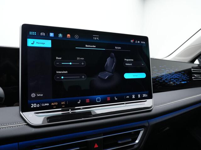 Volkswagen TIGUAN 1.5 eHybrid 204 pk Elegance | Panoramadak | Trekhaak | Head-up display | Adaptief onderstel | 360 Camera | IQ Light | Stuur-/stoelverwarming