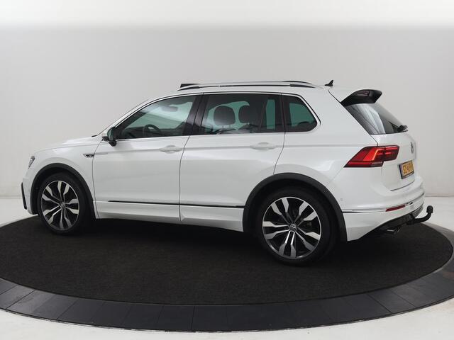 Volkswagen TIGUAN 1.4 TSI R Line | Panoramadak | Stoelverwarming | LED Plus | Trekhaak | Camera | Keyless | 20'' | Adaptive cruise | Virtual Cockpit | Navigatie | Park Assist | DAB | Climate control | Getint glas