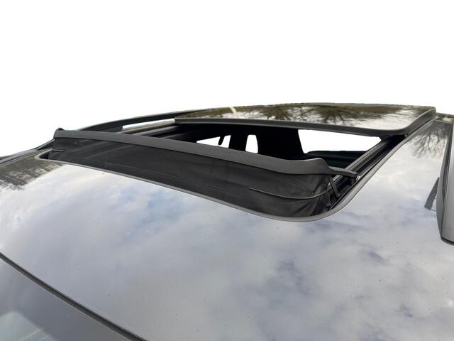 Volkswagen TIGUAN 1.5 TSI R-Line Business+ Panoramadak, IQ Light, Stuur/Stoelverwarming, Facelift, Elek Trekhaak