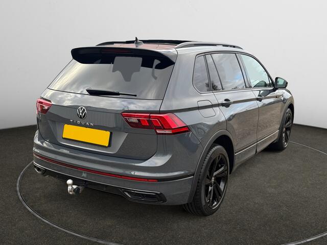 Volkswagen TIGUAN 1.5 TSI R-Line Business+ Panoramadak, IQ Light, Stuur/Stoelverwarming, Facelift, Elek Trekhaak