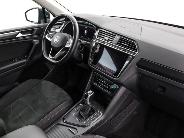Volkswagen TIGUAN 1.4 TSI eHybrid 245pk DSG Life Business · Camera · Matrix LED · Inklap. Trekhaak · Stuur- & Stoelverwarming + achterbank · Apple/Android Car Play · Elek. Achterklep ·