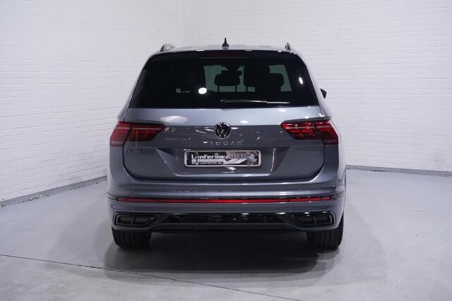 Volkswagen TIGUAN Allspace 1.5 TSI R-Line Business+ 7p. 1e Eig. NAP R-Line int/ext. Black Style Stoel-/stuur verwarming Apple Carplay Led matrix