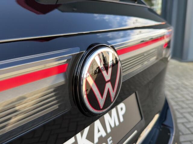 Volkswagen TIGUAN 1.5 eTSI R-LINE PANO-DAK/TREKHAAK/CAMERA/HUD/E-KLEP