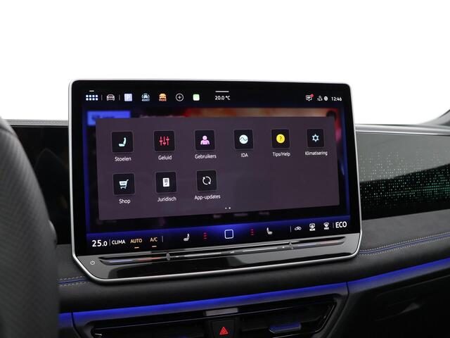 Volkswagen TIGUAN R-Line Edition 1.5 eHybrid 204 PK 6 versn. DSG · Black Style Pakket · Panoramaschuif-kanteldak · Trekhaak inklapbaar, met elektrische ontgrendeling, incl. aanhangermanoeuvreerhulp Trailer Assist · Prijs is inclusief inruilpremie