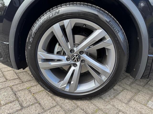 Volkswagen TIGUAN 1.5 TSI R-Line | Led | 19"LMV | AURcamera | ACC | 1e eig. | als nieuw!