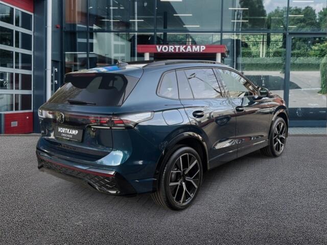 Volkswagen TIGUAN 1.5 eTSI R-LINE TREKHAAK/PANO-DAK/ELEK-KLEP/CAMERA/ACC/HUD/STOEL+STUURVERW