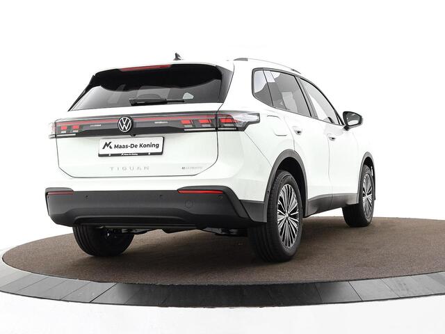 Volkswagen TIGUAN Life Edition 1.5 eHybrid 204 PK 6 versn. DSG · Comfort Pakket · Style pakket · Trekhaak inklapbaar, met elektrische ontgrendeling, incl. aanhangermanoeuvreerhulp Trailer Assist · All season banden ·