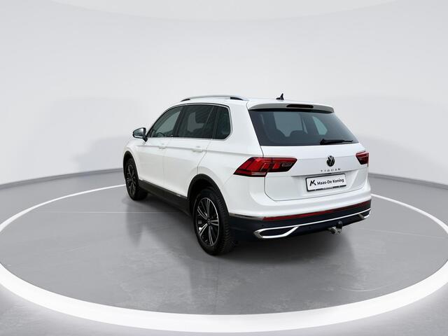 Volkswagen TIGUAN 1.5TSI/150PK Life Business DSG · Navigatie · Apple/Android Car Play · Trekhaak · Camera + Parkeersensoren · Stoelverwarming · 18'' velgen ·