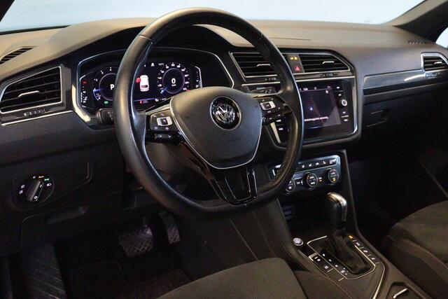 Volkswagen TIGUAN Allspace 1.5 TSI Highline Business R-Line | NAVI | CAMERA + PDC | SCHUIF / KANTELDAK | ADAP CRUISE | STOELVERW + MASSAGE |