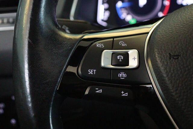 Volkswagen TIGUAN Allspace 1.5 TSI Highline Business R-Line | NAVI | CAMERA + PDC | SCHUIF / KANTELDAK | ADAP CRUISE | STOELVERW + MASSAGE |