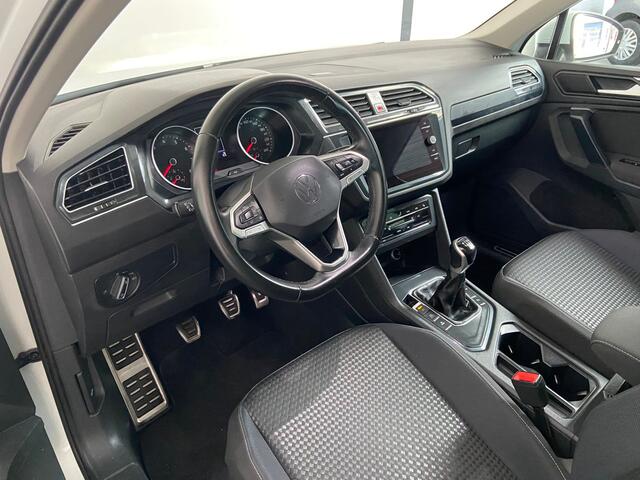 Volkswagen TIGUAN 1.5 TSI Life Business.Trekhaak!