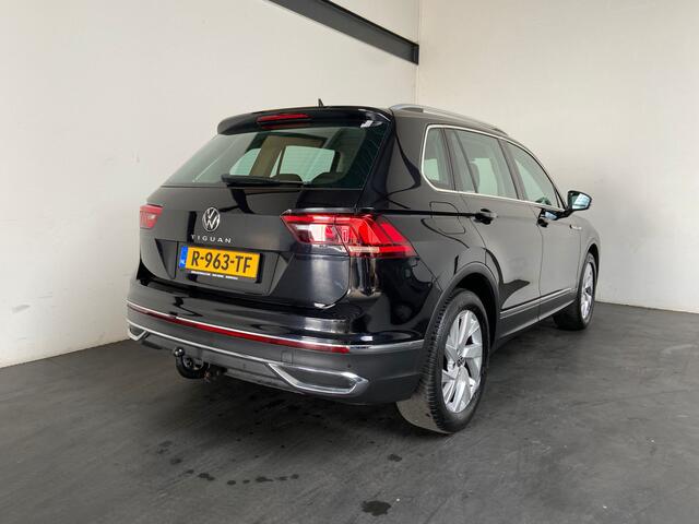 Volkswagen TIGUAN 1.5 TSI R-Line. Trekhaak!