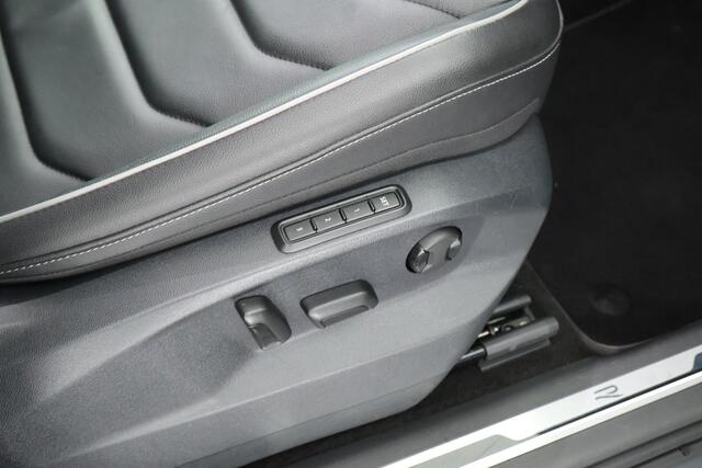 Volkswagen TIGUAN 1.4 TSI 245pk eHybrid R-Line Business+ Leder 360Camera Keyless Memory Virtual Cockpit Navigatie Panoramadak