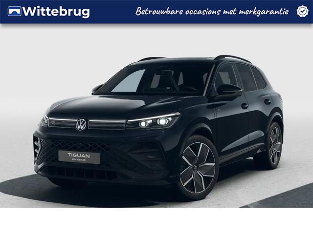Volkswagen TIGUAN 1.5 eHybrid 272PK DSG R-Line Edition / Resterende Fabrieksgarantie tot 07-08 2029 / Trekhaak / Black Style / Panoramadak / 20'' LMV / VW