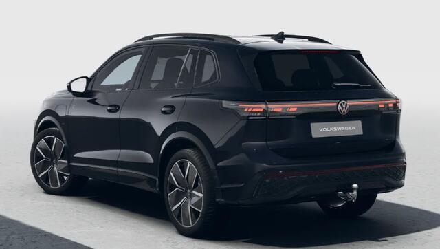 Volkswagen TIGUAN 1.5 eHybrid 272PK DSG R-Line Edition / Resterende Fabrieksgarantie tot 07-08 2029 / Trekhaak / Black Style / Panoramadak / 20'' LMV / VW