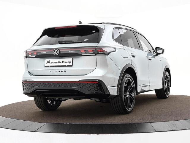 Volkswagen TIGUAN R-Line Edition 1.5 eHybrid 272 PK 6 versn. DSG · Black Style Pakket · Comfort Pakket Plus · Interieur Style Pakket · Soundsysteem 'Harman Kardon' · Prijs is incl. inruilpremie