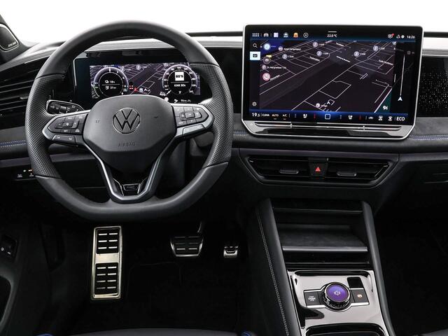 Volkswagen TIGUAN R-Line Edition 1.5 eHybrid 272 PK 6 versn. DSG · Black Style Pakket · Comfort Pakket Plus · Interieur Style Pakket · Soundsysteem 'Harman Kardon' · Prijs is incl. inruilpremie