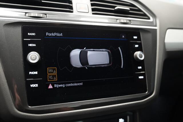 Volkswagen TIGUAN 1.5 TSI ACT Comfortline Business|Trekhaak|Virtual Display|LED|Navi|NAP