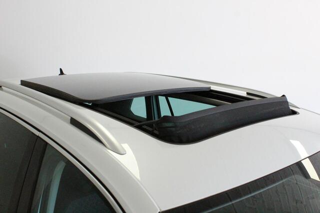 Volkswagen TIGUAN 1.5 TSI Comfortline Business | PANO-DAK | ACC | AFN-TRHAAK | CARPLAY | STOEL-VERW | DAB | 17'LMV | PDC |