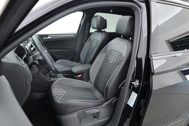 Volkswagen TIGUAN 1.4 TSI eHybrid R-Line Business+ | S/K-dak | Elek. Trekhaak | Dig. Cockpit | Adapt. Cruise | 360*+PDC | Stuur-stoelverw. | IQ-Light | NAV+App. Connect | Elek. Klep V