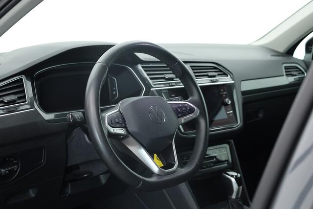 Volkswagen TIGUAN 1.5 TSI Urban Sport DSG | Elek. Trekhaak | Digi. Cockpit | Adapt. Cruise | Stoel- Stuurverw. | Camera