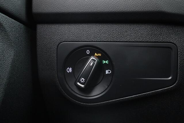 Volkswagen TIGUAN 1.5 TSI Urban Sport DSG | Elek. Trekhaak | Digi. Cockpit | Adapt. Cruise | Stoel- Stuurverw. | Camera