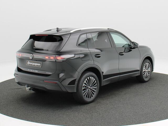 Volkswagen TIGUAN 1.5 eHybrid Life 204 Pk Stoel/Stuur Verwarming | 360° Camera | Adaptive Cruise | Trekhaak | Carplay | 18 Inch | 155 Km !!